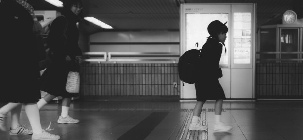 Ecolière, Osaka, Japon.