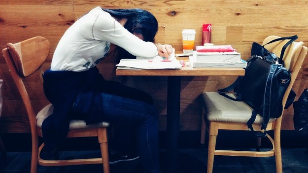 2016-10-09-02-43-13-01